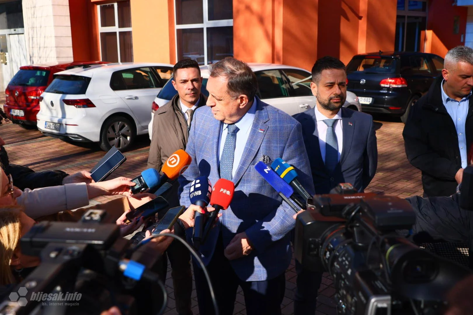 Dodik: ''Ako sudite meni, sudite i narodu Republike Srpske''