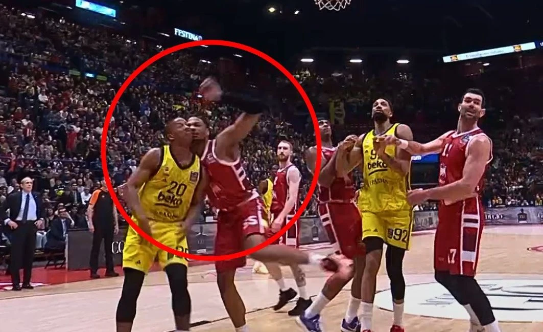 VIDEO I Teška ozljeda košarkaša Milana