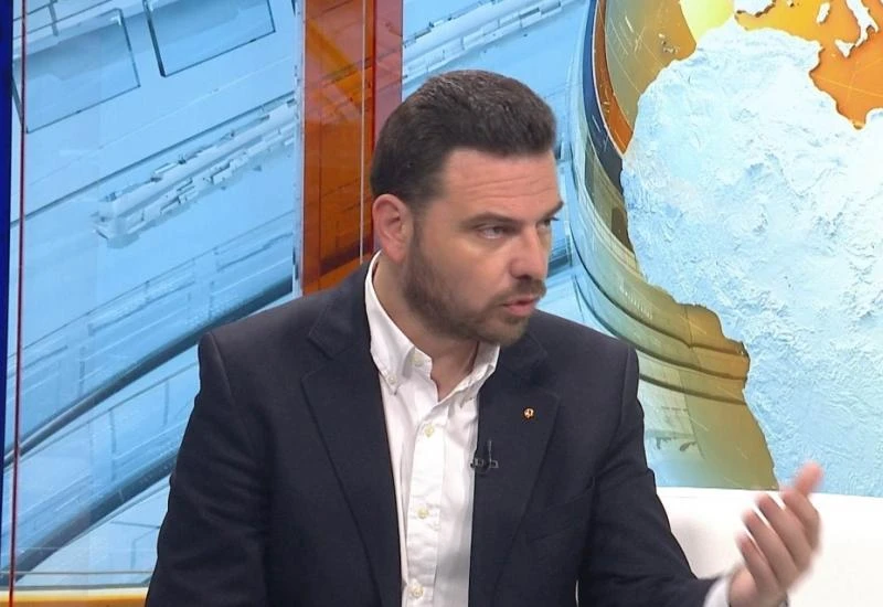 Magazinović: ''Ne dugujete lojalnost lopovima''