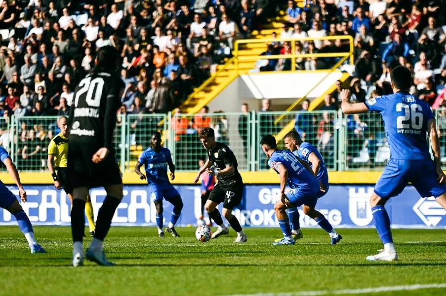 Lijepa atmosfera na Pecari: Širokom pobjeda u susjedskom derbiju