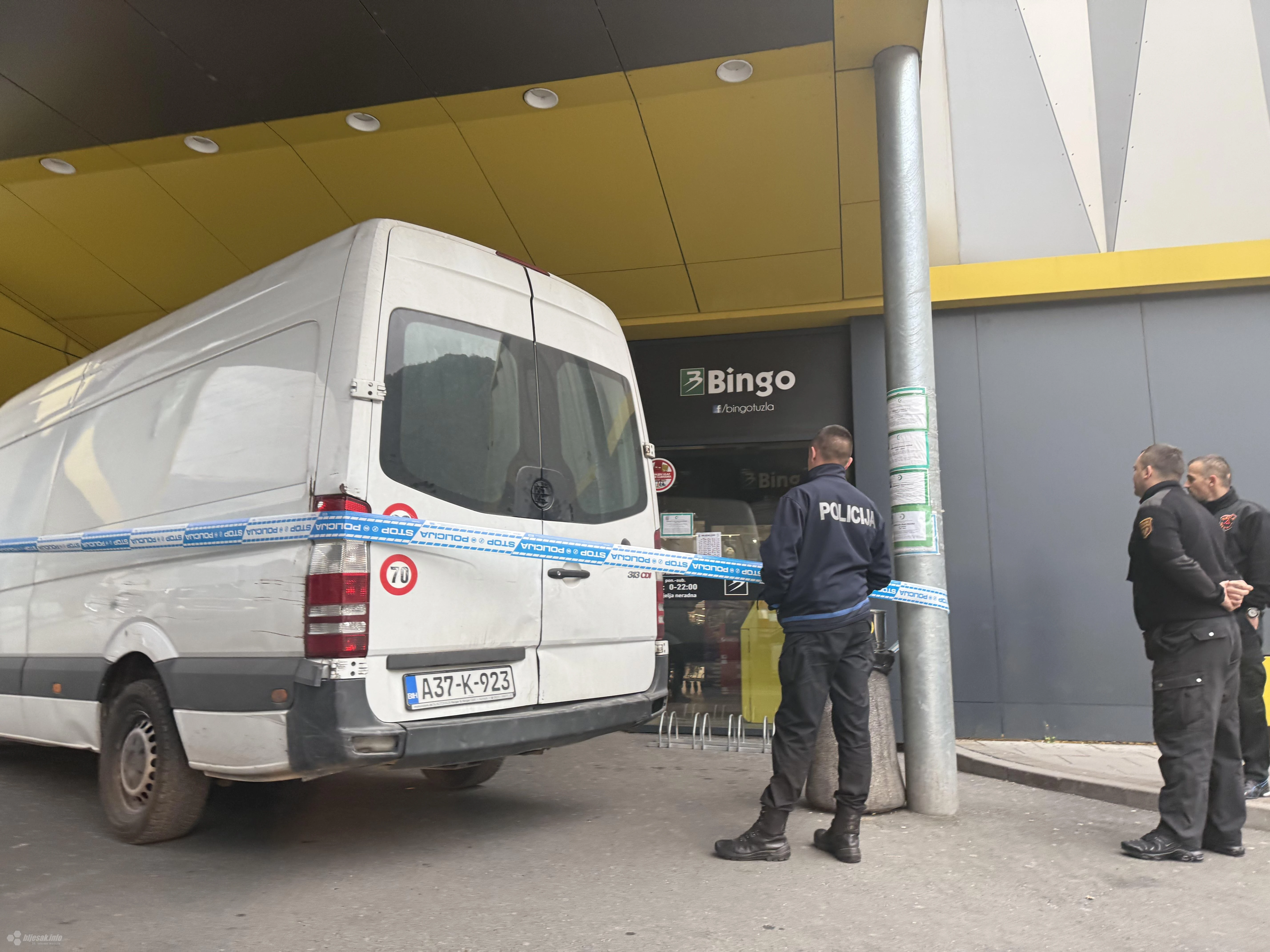 Mostar: Pokušaj pljačke bankomata ispred trgovačkog centra u Vrapčićima