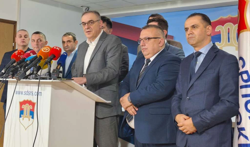 SDS usvojio Deklaraciju: Formira se ''Vlada u sjeni''
