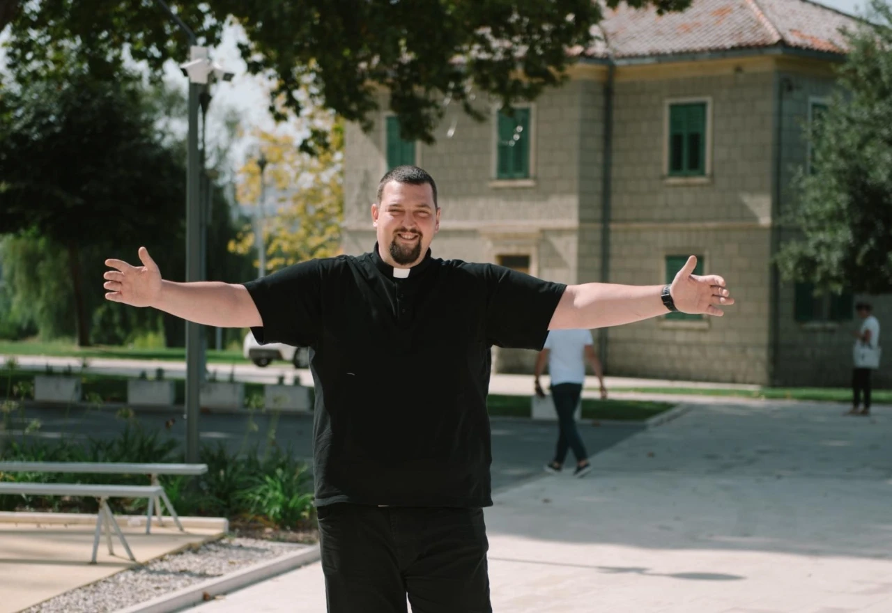 Svećenik izjavom naljutio poznate Hrvatice: "Pa dokle više s tim stereotipima?"