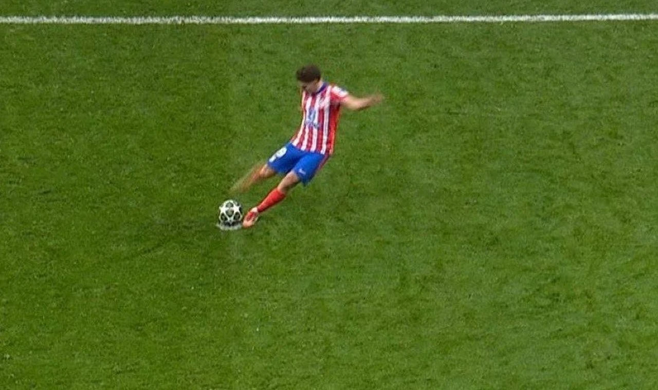 VIDEO I Pogledajte sporni penal Alvareza