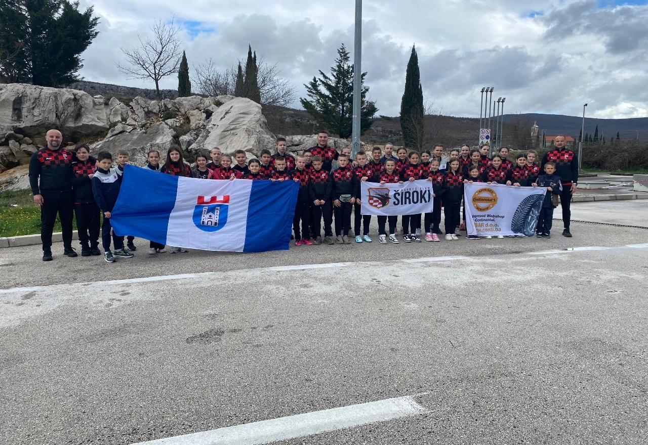 Karate klub Široki na Kupu Jadrana osvojio 29 medalja