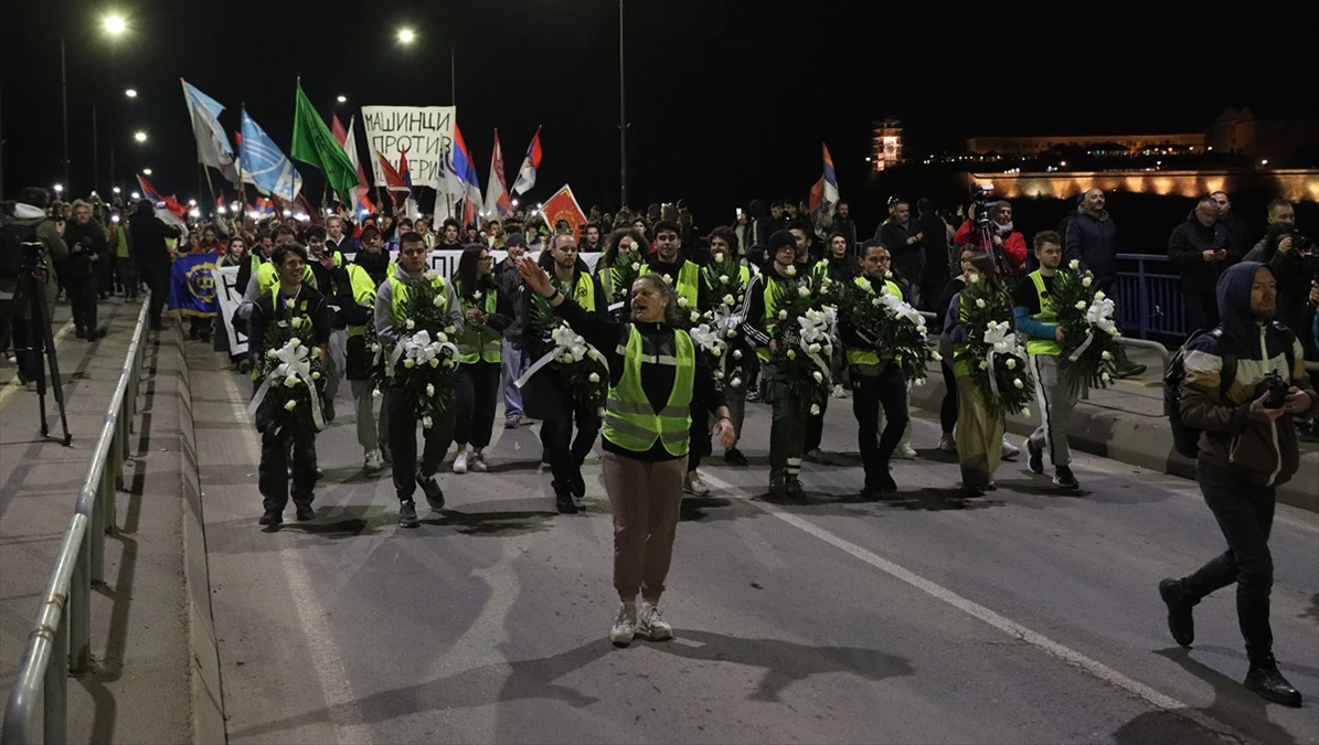 Studenti pješačili iz Beograda u Novi Sad