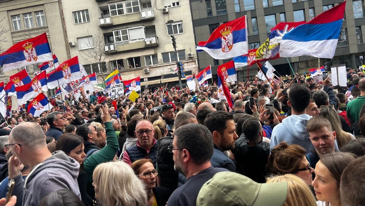 U Beogradu počeo najveći prosvjed u modernijoj povijesti
