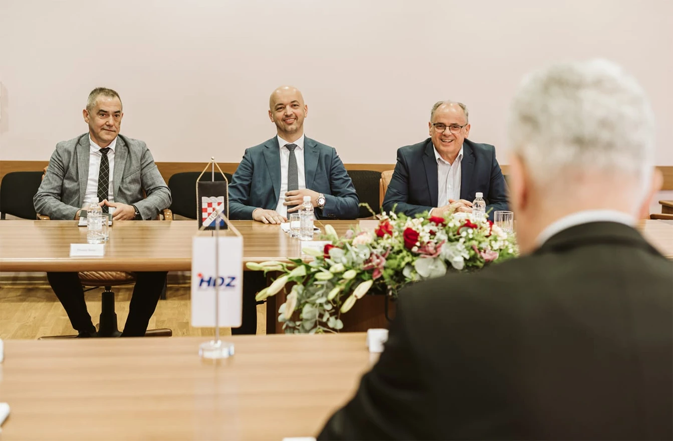 Sastanak HDZ-a BiH i HSP-a: HNS je ključni mehanizam