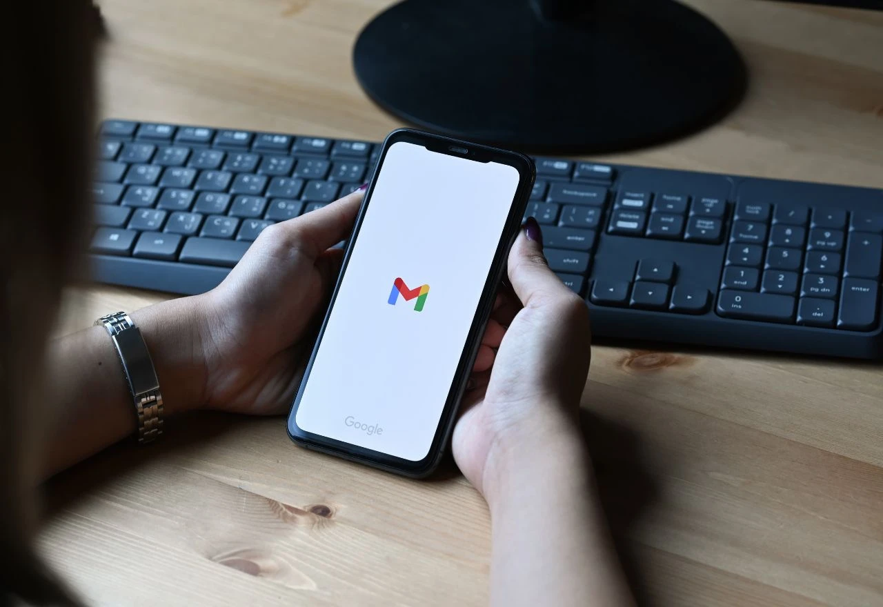 Gmail poboljšava pretragu poruka uvođenjem umjetne inteligencije