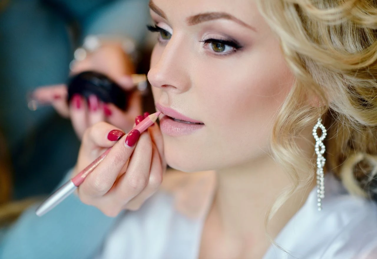 Savršen make-up look: Ove boje najbolje pristaju plavušama