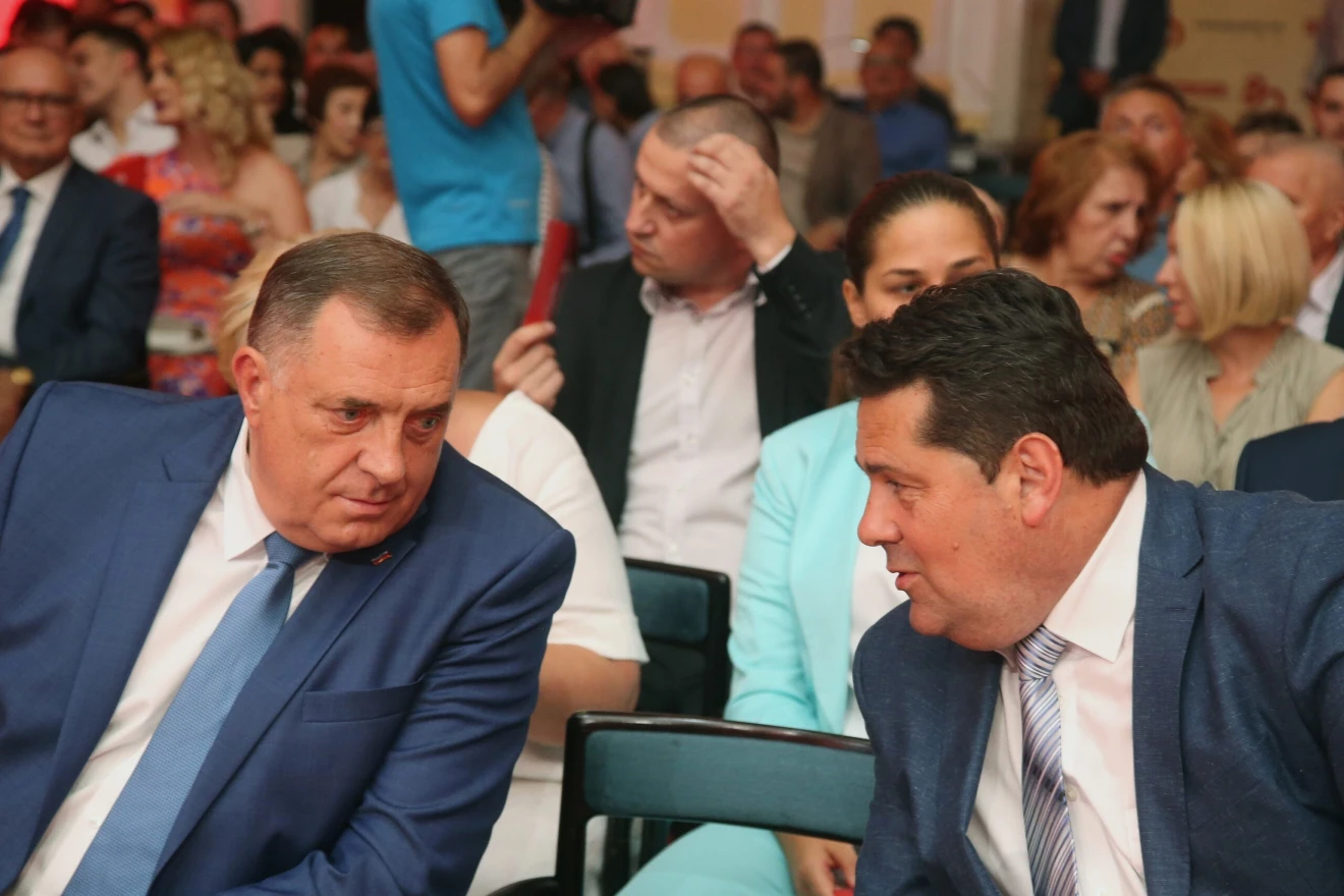 Sud BiH se oglasio o međunardnim tjeralicama za Dodikom i Stevandićem