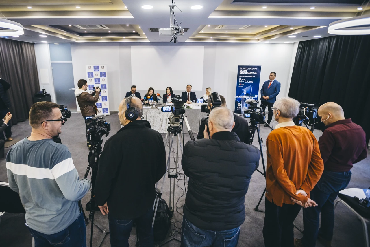 FOTO | Otvorenje Mostarskog sajma uz talijansku glazbu i umjetnost