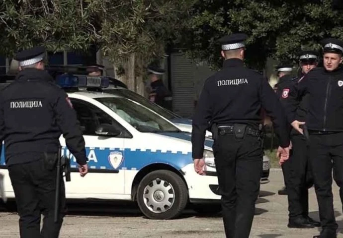 Mladić poginuo u prometnoj nesreći