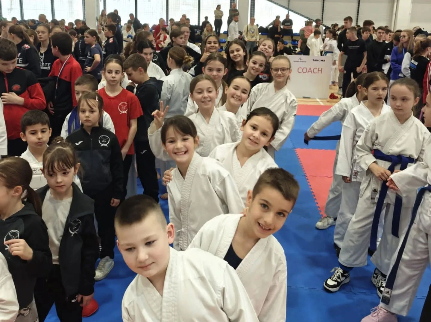 Zrinjski dominirao u Makarskoj: Prvo mjesto u borbama i 22 medalje