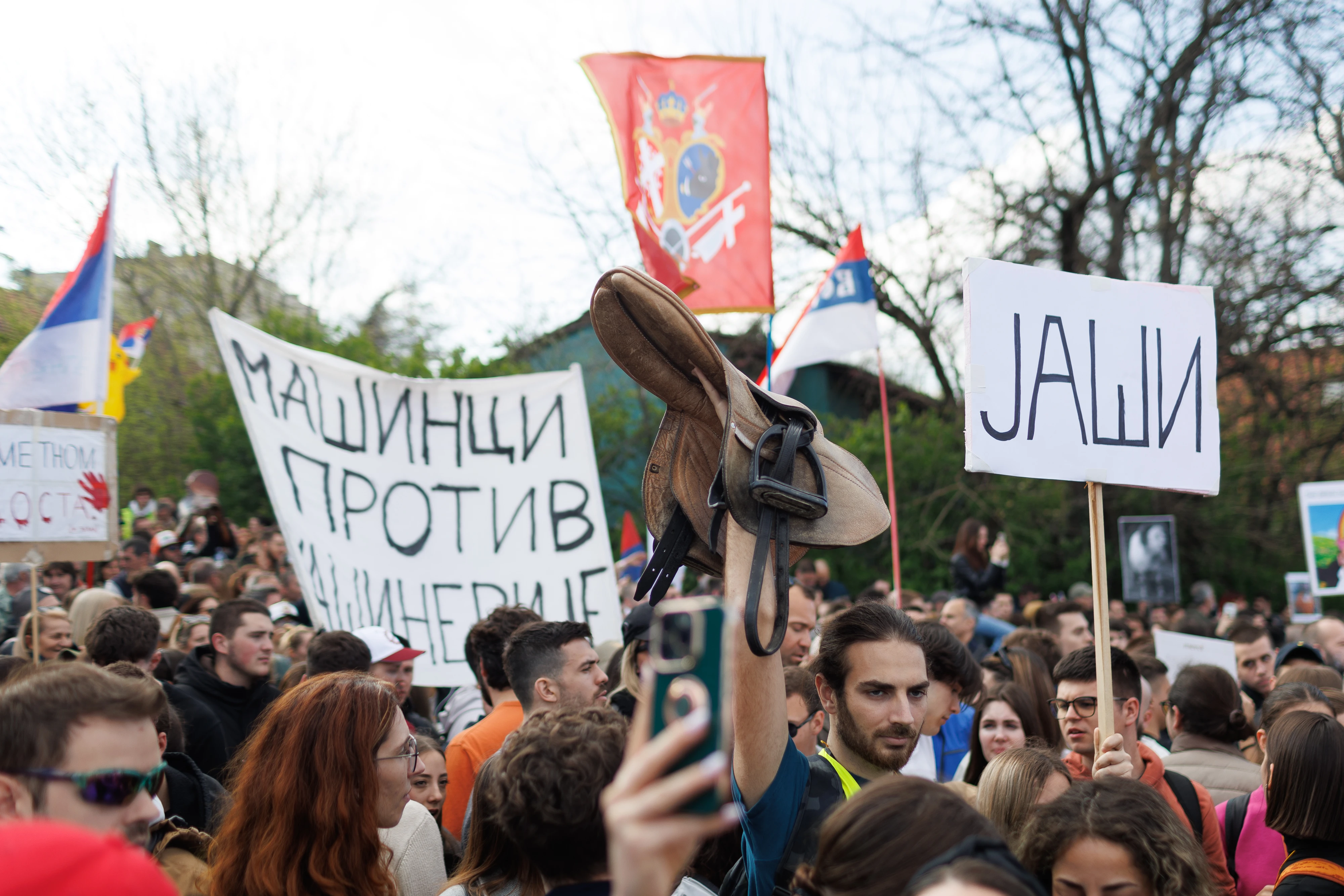 Tisuće studenata došlo pred Vučićev Informer