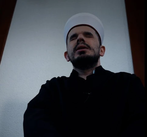 Slijepi imam iz BiH stvorio Kur'an na brailleovom pismu