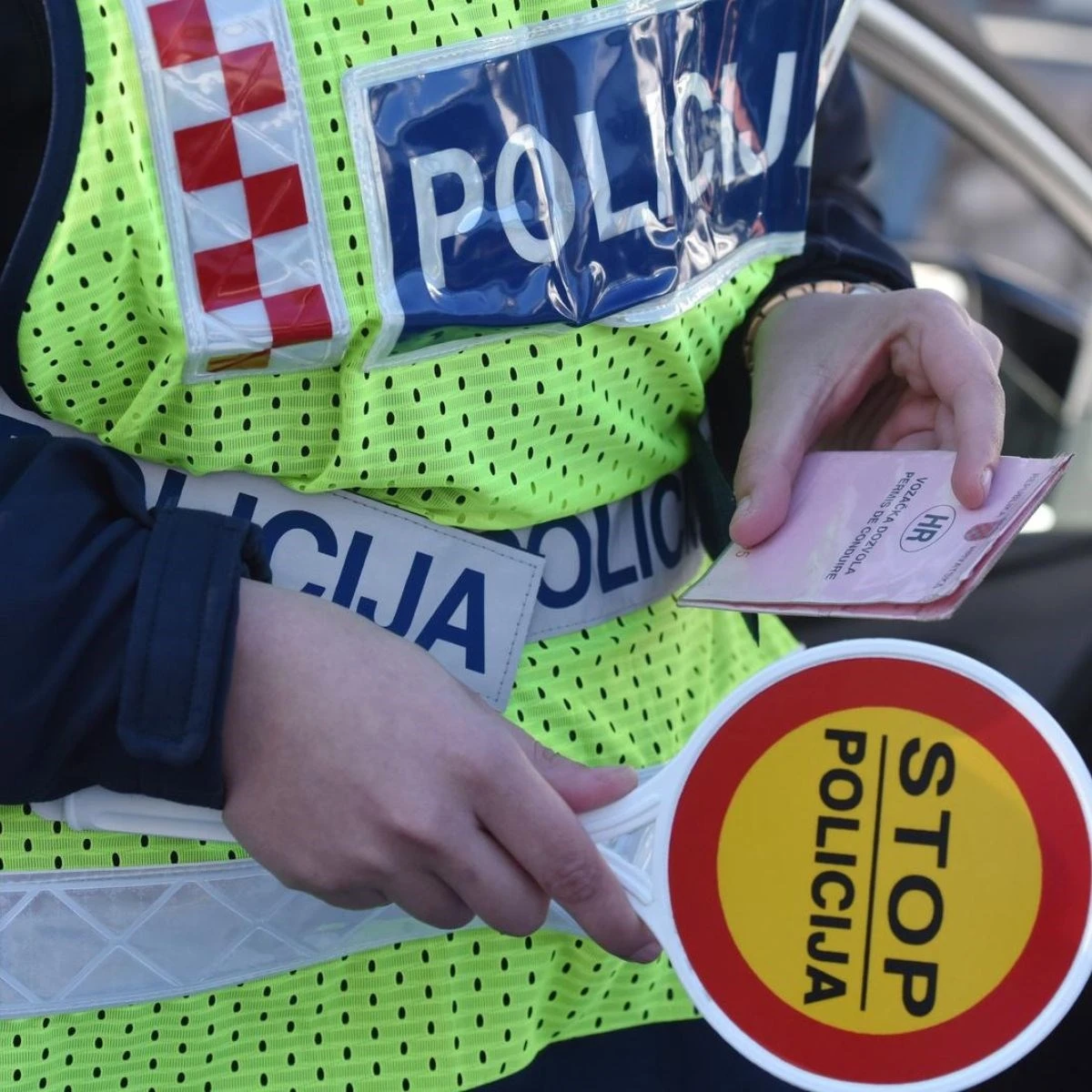 Požar na kamionu otkrio prevaru: Državljani Nepala koristili krivotvorene vozačke dozvole