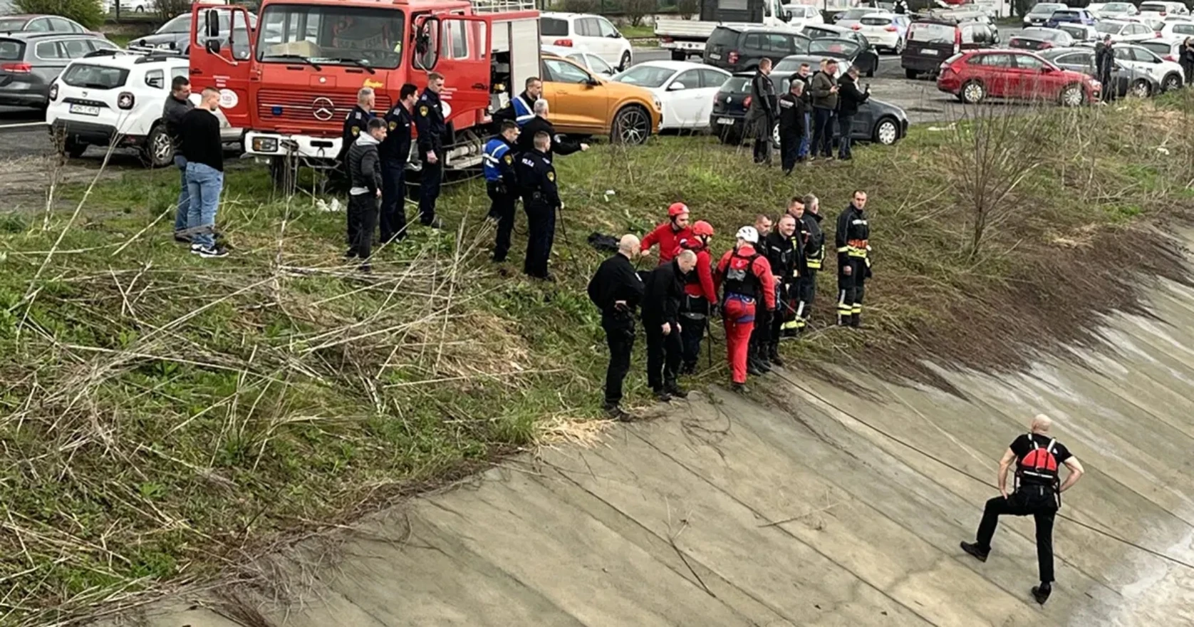 Nastavlja se potraga za nestalim policajcem i bjeguncem u rijeci Jali
