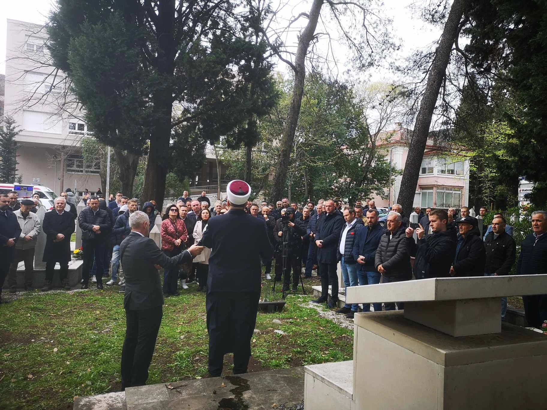 Mostarski muftija: "Harem Kantarevac ostat će harem Kantarevac"