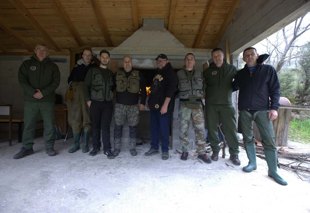 VIDEO | Unatoč vjetru i visokim vodostajima: Mostarci otvorili sezonu ribolova