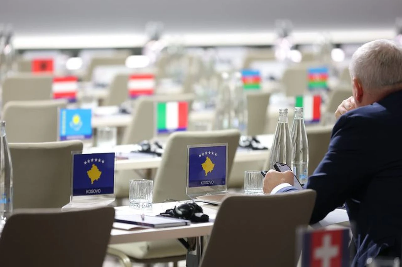 Zastava Kosova na kongresu UEFA-e u Beogradu napravila problem