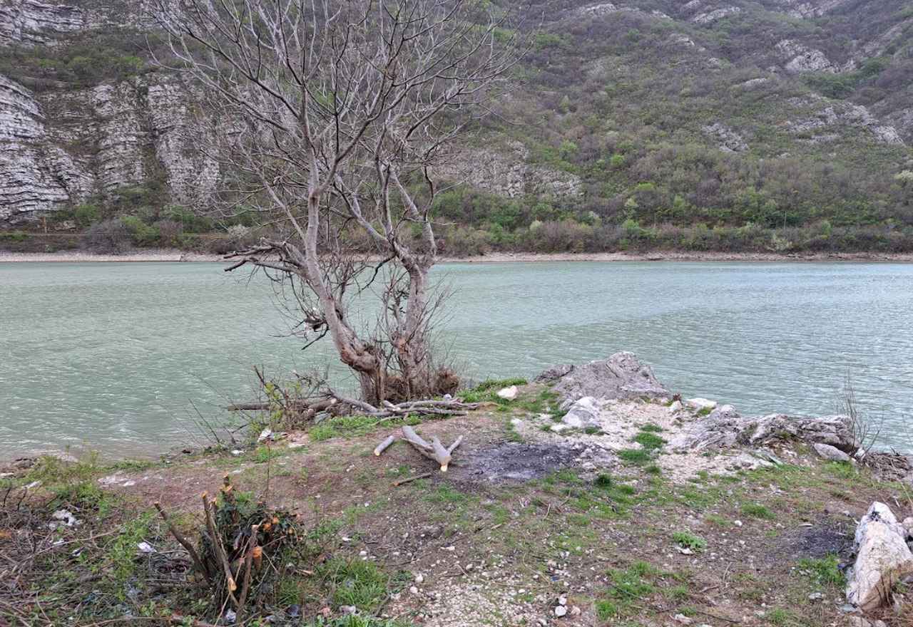 Nesavjesno ponašanje ''ljubitelja prirode'' na području Drežnice