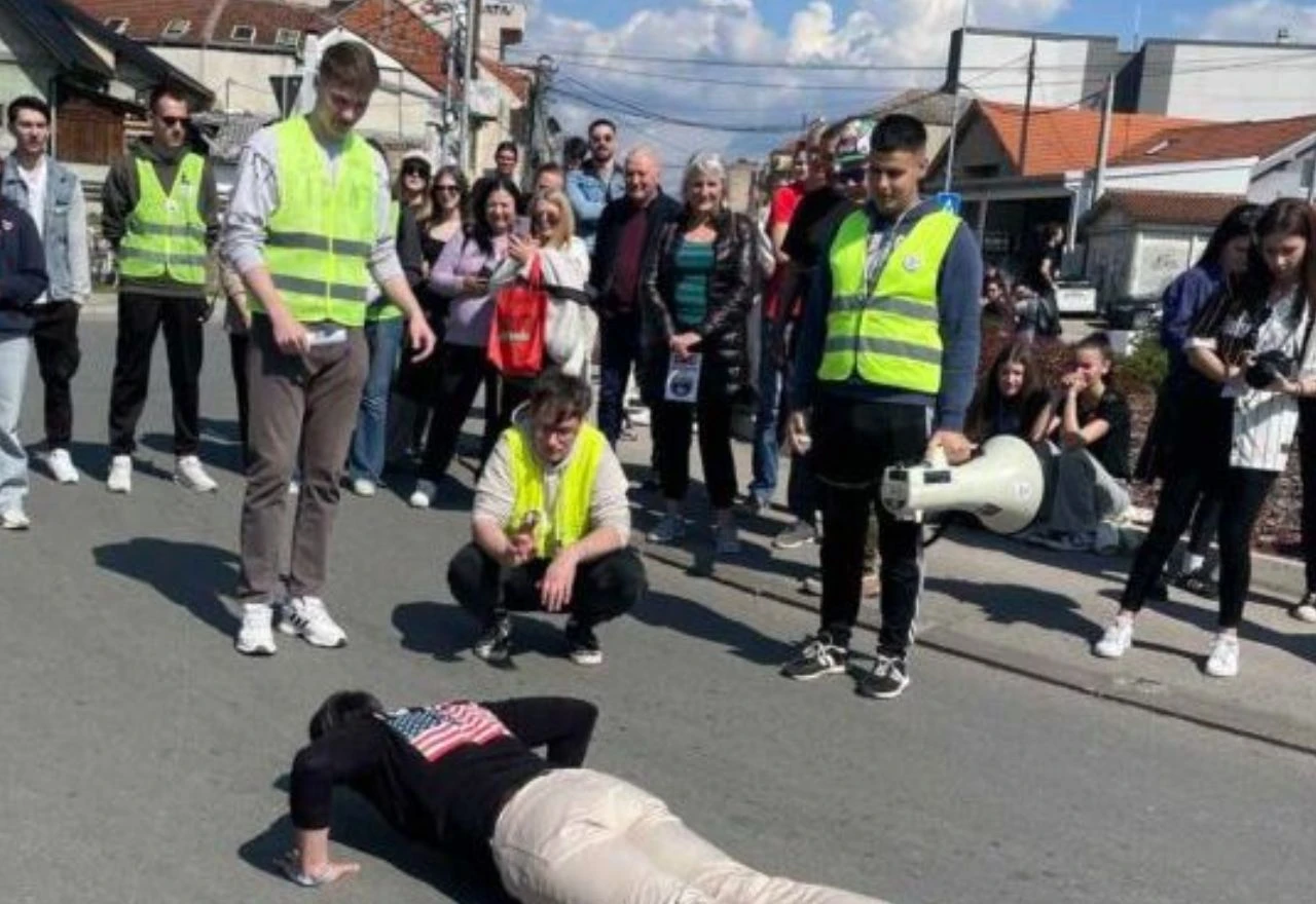 Studenti blokirali pet mostova u Nišu: „Tražimo pravdu i odgovornost“