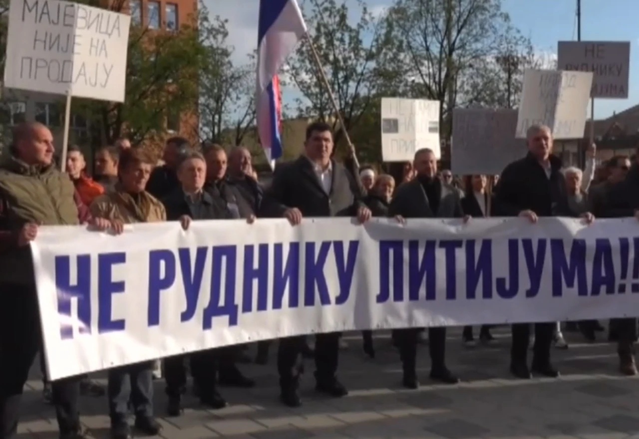 Prosvjedi u Bijeljini: Spremni smo tijelima braniti imanja od rudnika litija