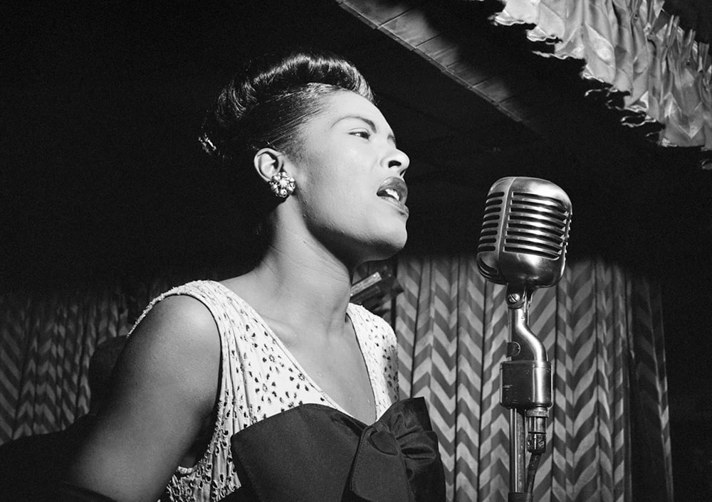 Billie Holiday, glazbena diva na koju se život nemilosrdno obrušio