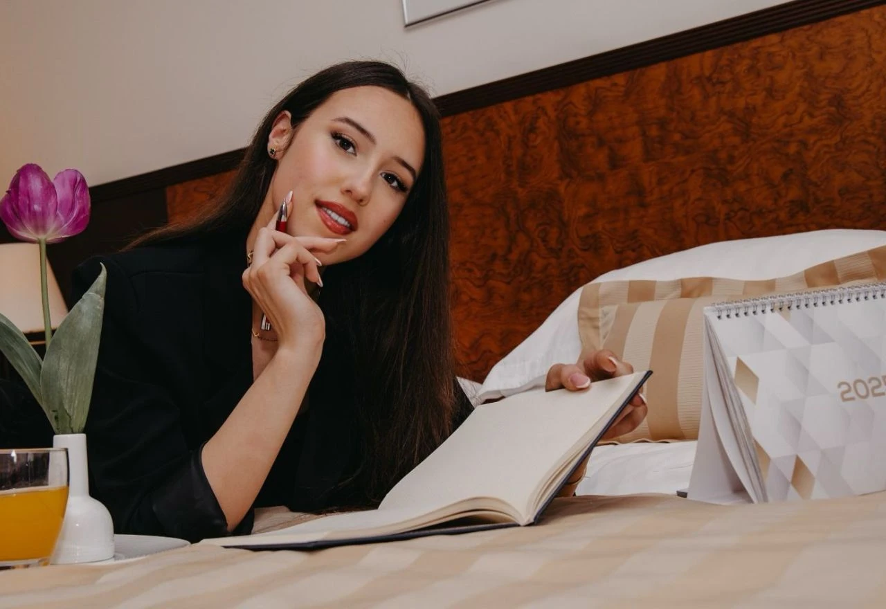 Laura predstavlja Mostar u finalu Miss BiH: Ujedinjuje školu, posao i humanitarni rad