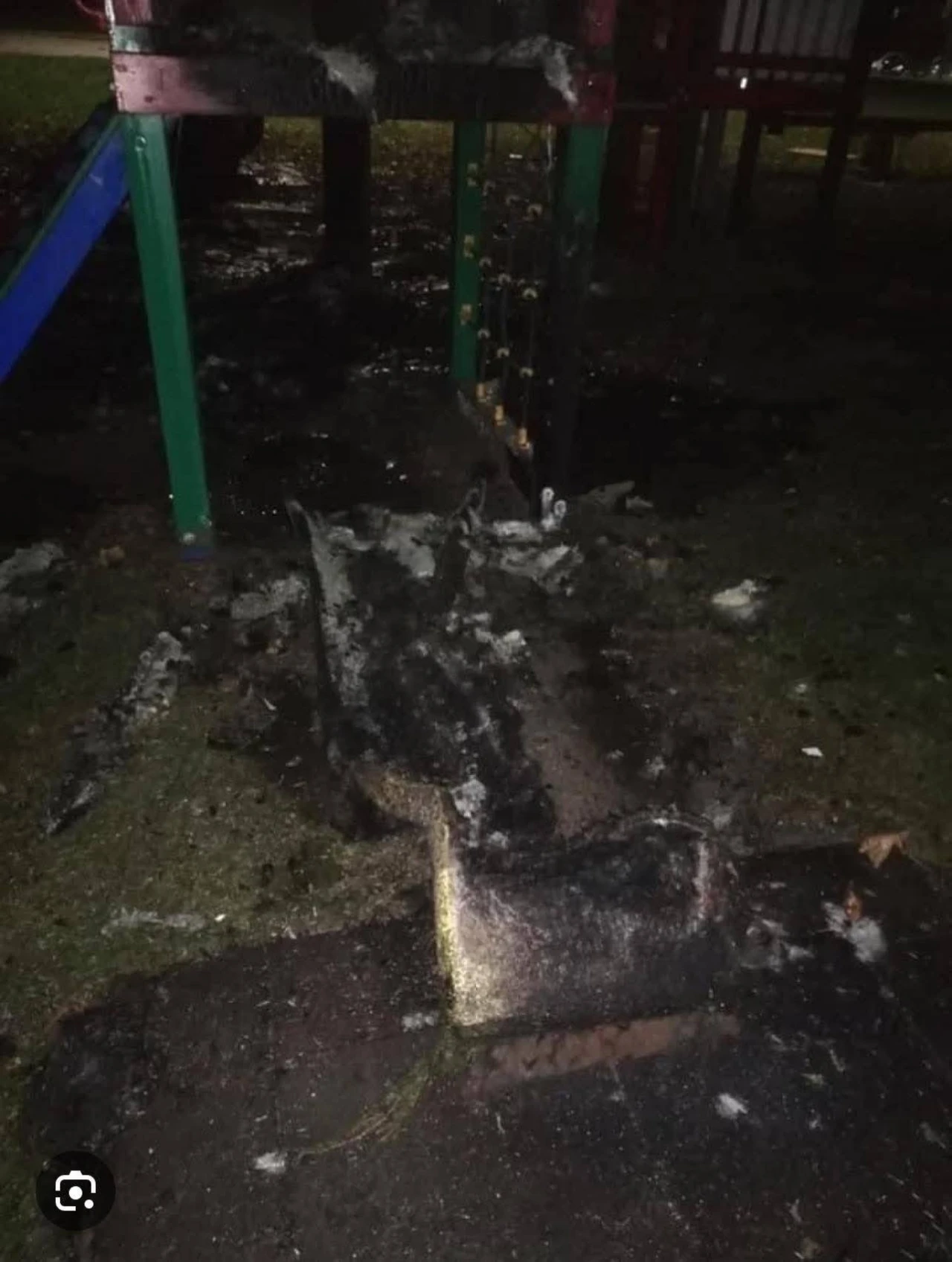 Vandali zapalili tek izgrađeno igralište za djecu s teškoćama u razvoju