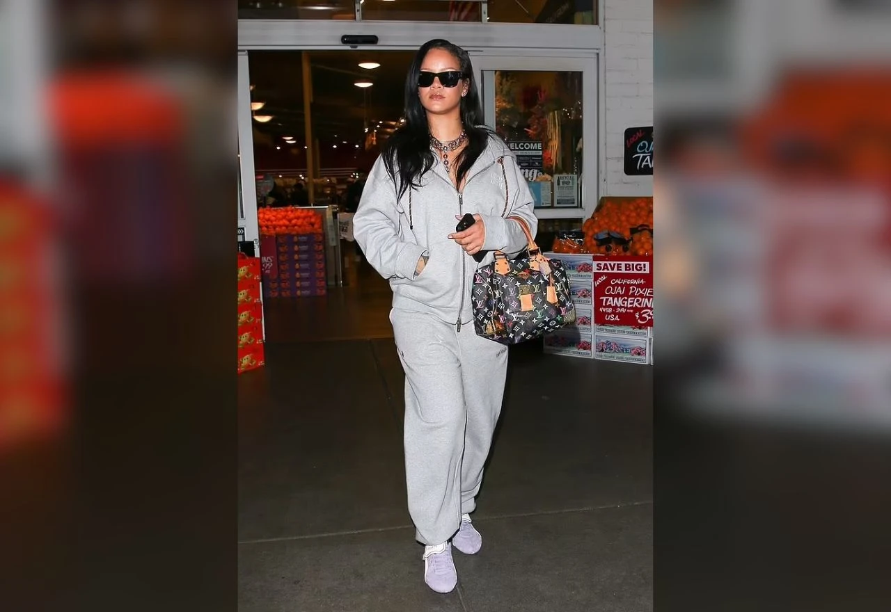 Rihanna ponovno potaknula glasine o trudnoći — ovaj put zbog široke odjeće