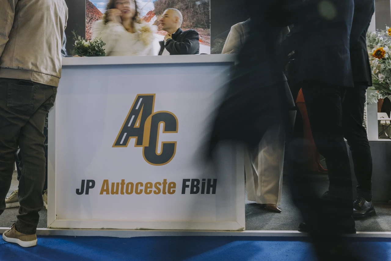 JP Autoceste FBiH s partnerskim tvrtkama na Sajmu gospodarstva u Mostaru