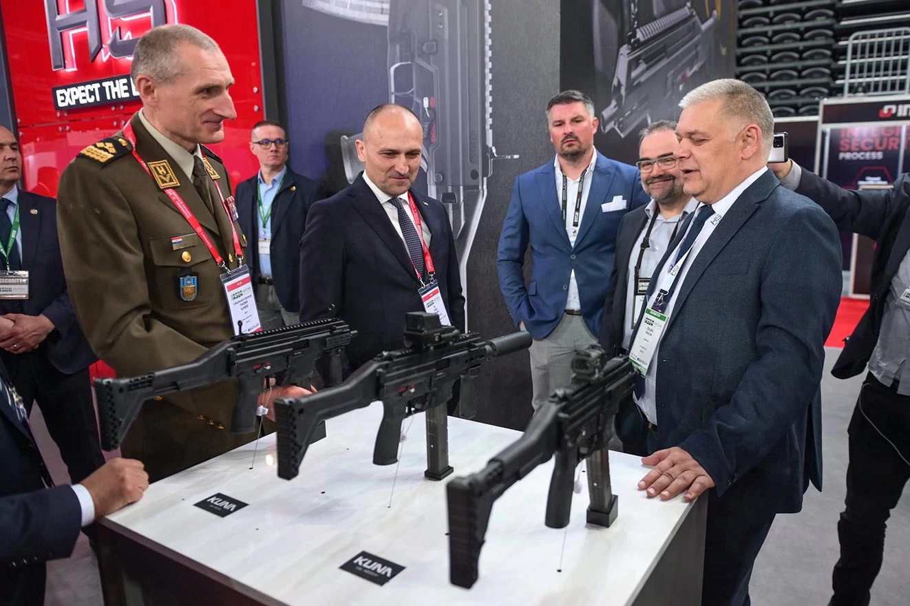 Zagreb pun tenkova, HIMARS i Bayraktar predstavljeni na ASDA 2025!