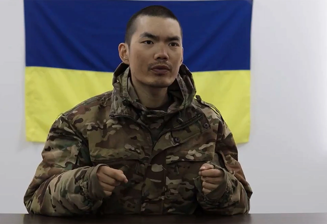 Zelenski objavio video ispitivanja zarobljenih kineskih vojnika: Najmanje 163 Kineza bore se na strani Rusa