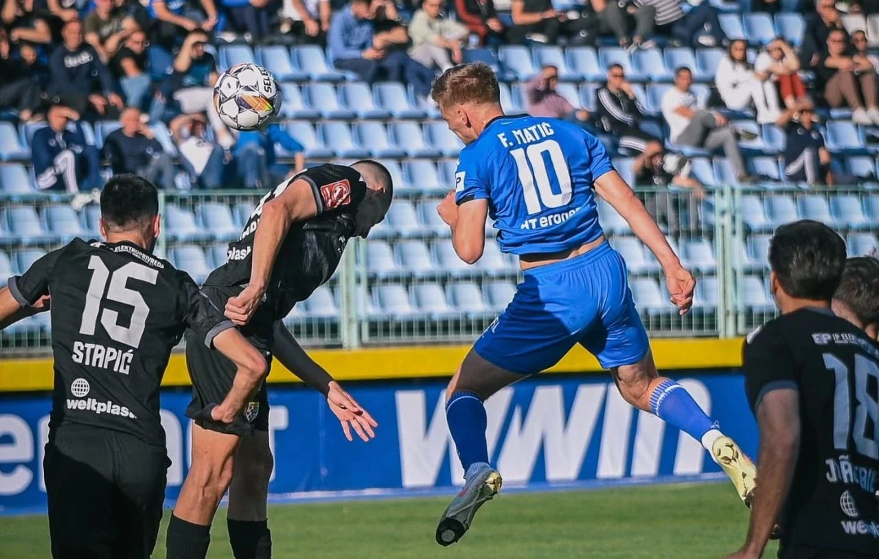 Remi na Pecari, Željezničar slavio protiv GOŠK-a