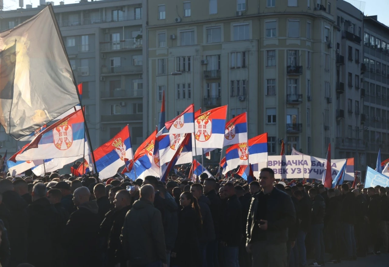 Vučić iznio pet zahtjeva i poručio da je obojena revolucija završena