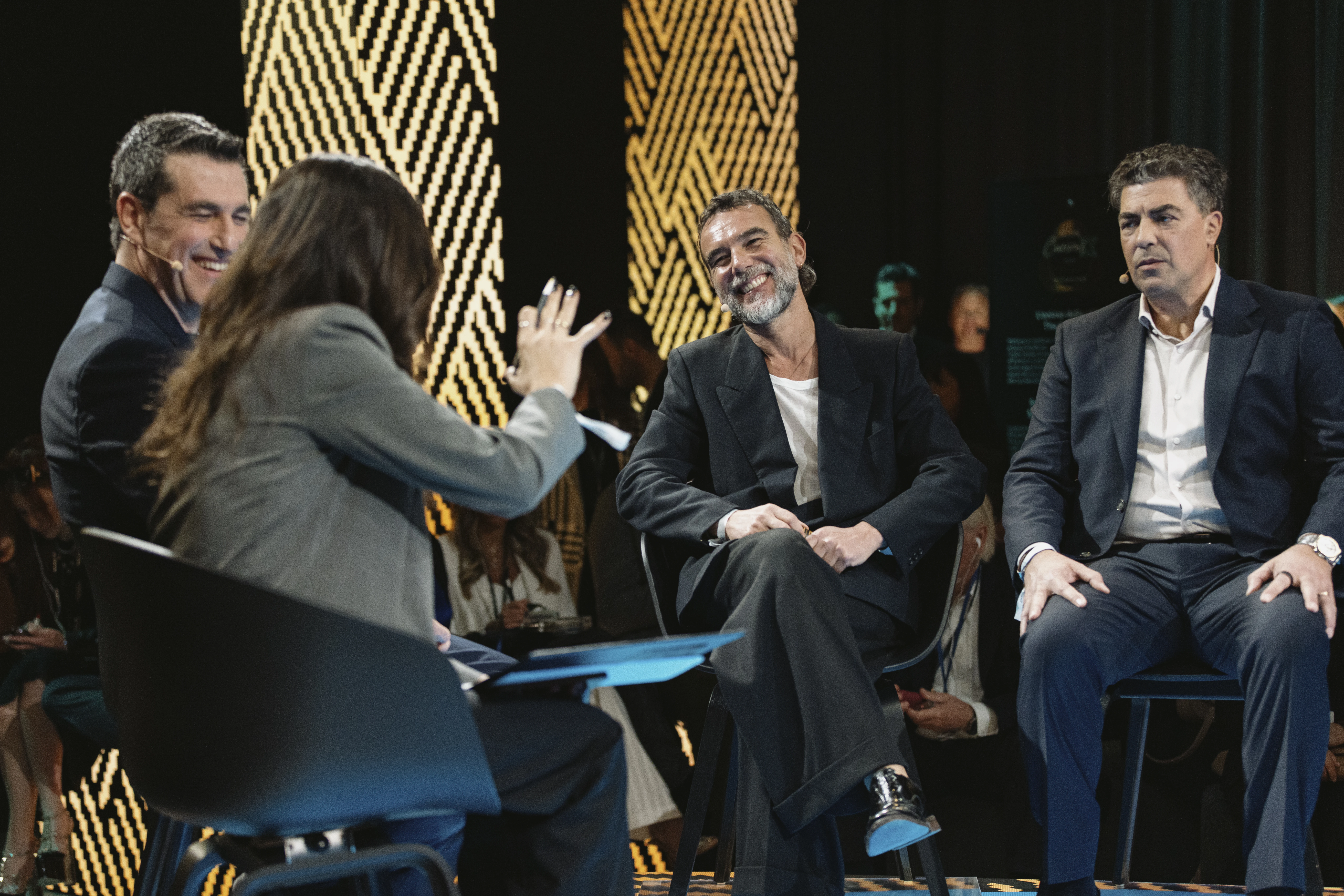Stefano Seletti, talijanski dizajner koji je u suradnji sa IQOS-om stvorio digitalnu piazzu