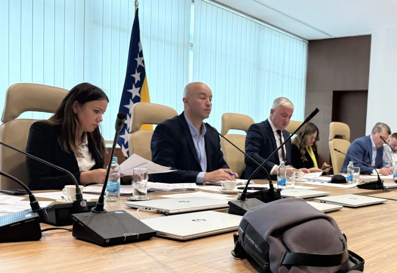 Zatražena obustava postupka nabavke nove zgrade Uprave za neizravno oporezivanje