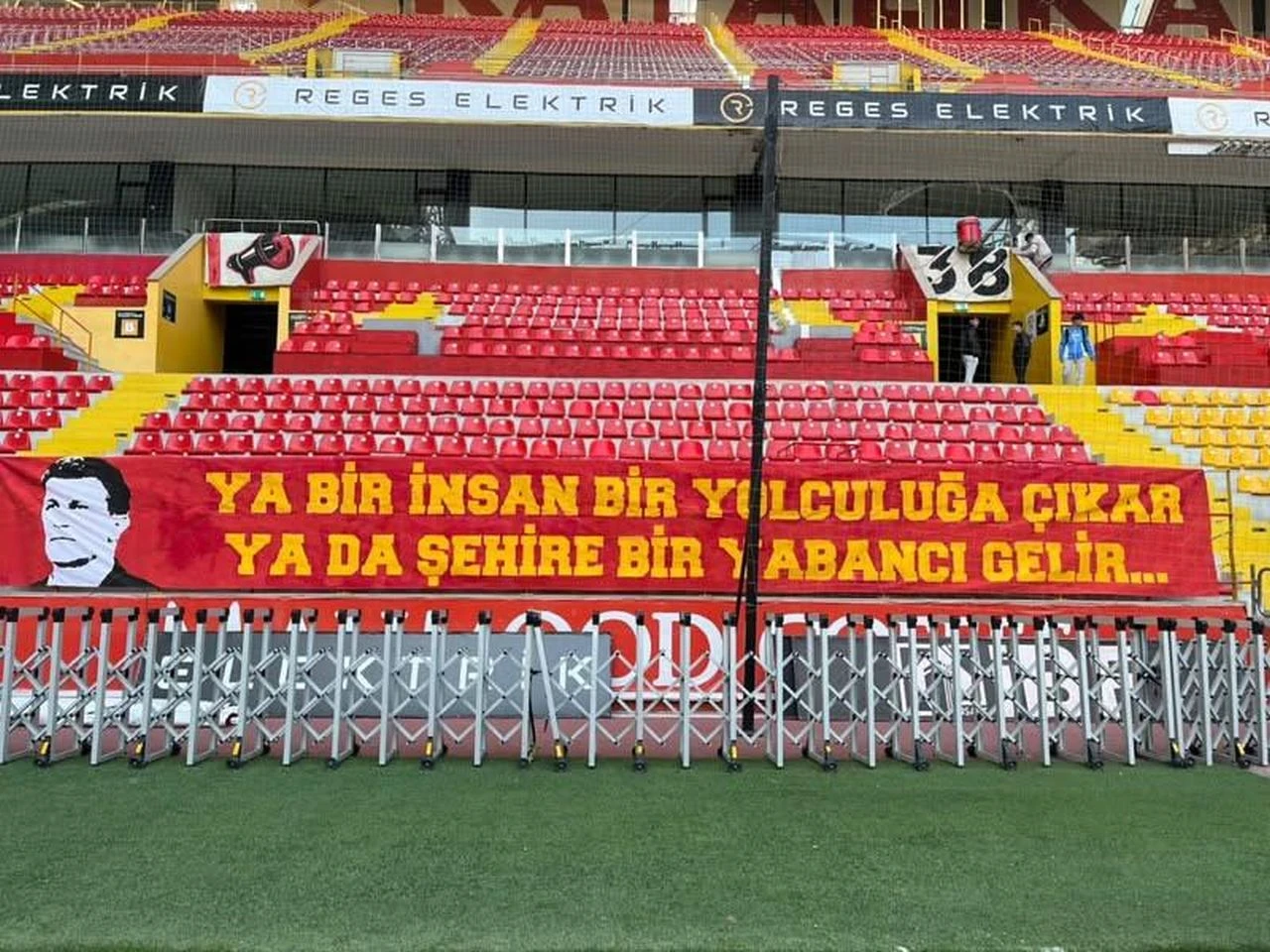 Navijači Kayserija oduševljeni Jakirovićem