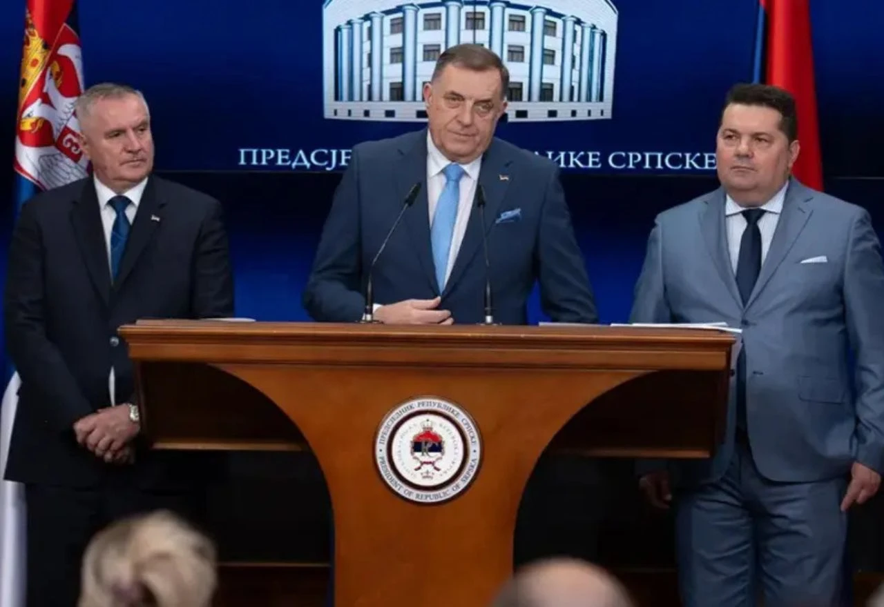 Kako se Dodik, Stevandić i Višković neometano kreću van BiH ?