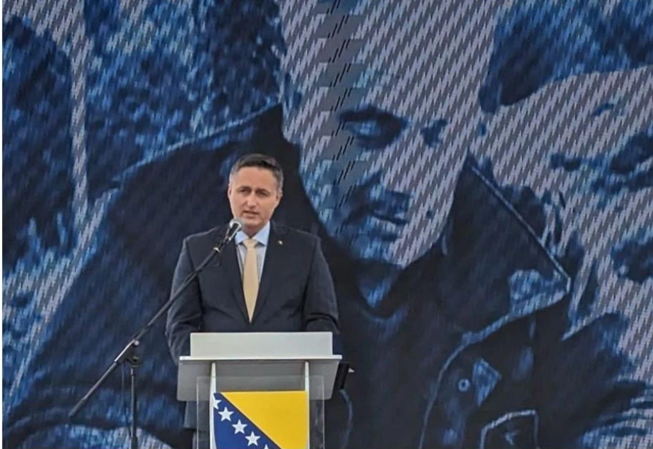 Bećirović: ''Armija RBiH je najvažnija historijska činjenica naše države''