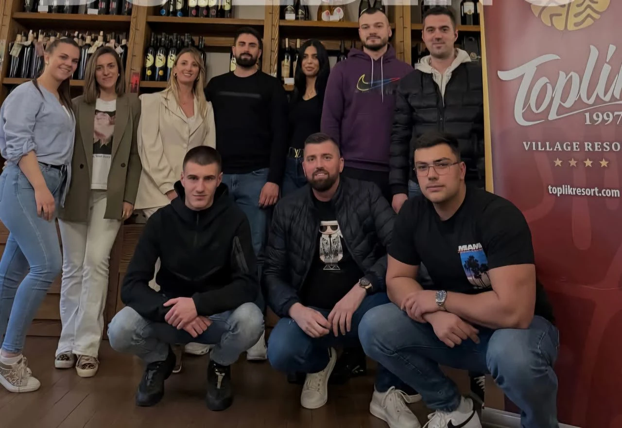 Stanovi, automobili i putovanja za vjerne radnike