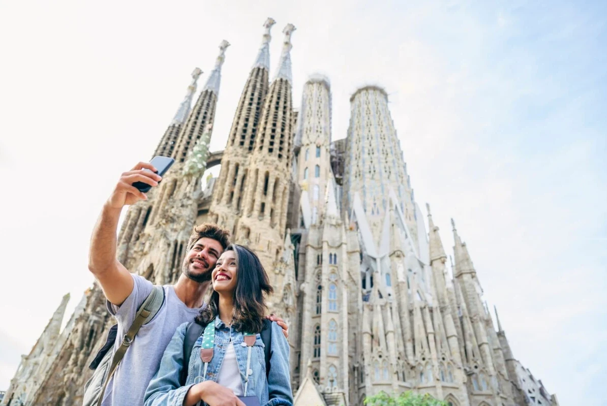 Zabranjuju se selfiji ispred najpoznatije španjolske atrakcije: Vlasti uvode nova pravila