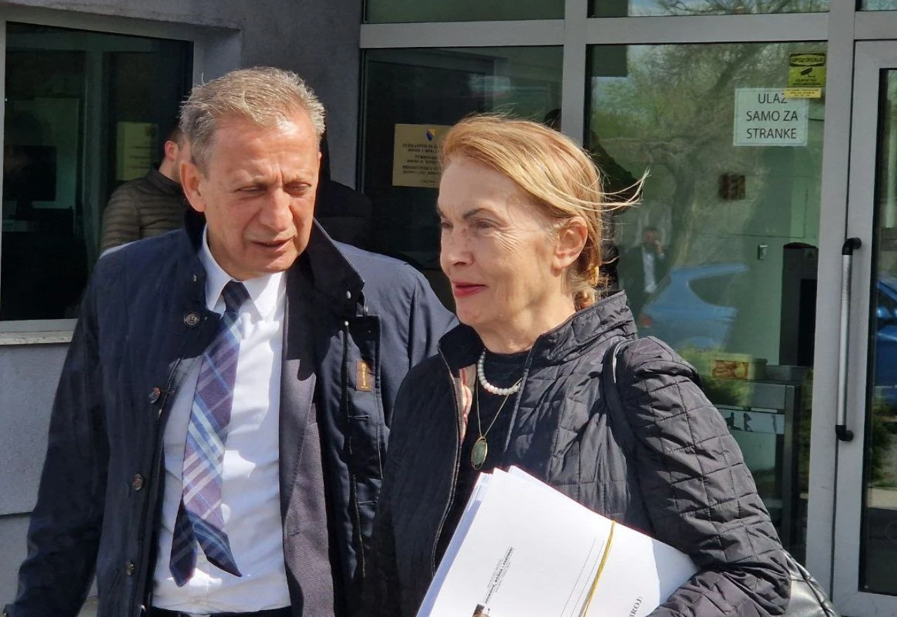 Cikotić potpisao diplomu Osmici? Novi detalji sa suđenja