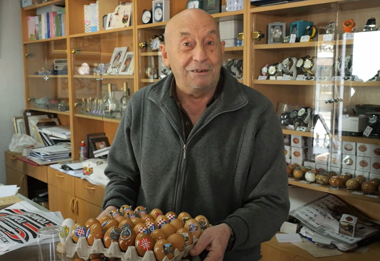 VIDEO | Ako ne znaš potkovati jaje ne možeš se oženiti