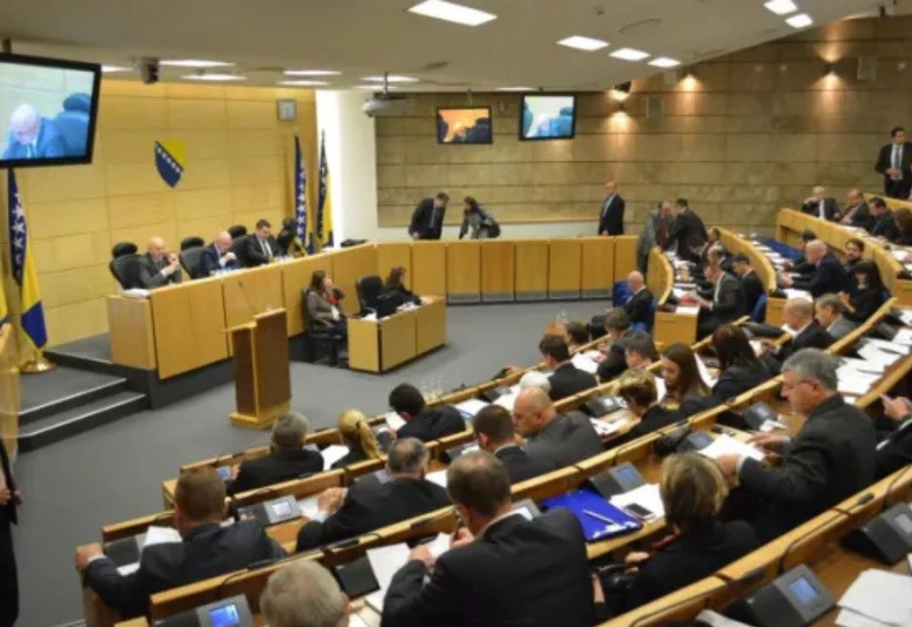 Zastupnici sami sazvali izvanrednu sjednicu o fiskalnoj reformi