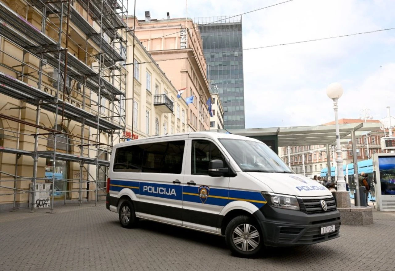 Teška nesreća na Trgu bana Jelačića: Kombi pregazio dijete