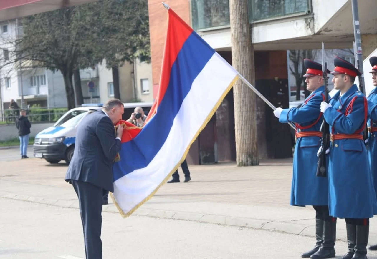 Dodik o novom ustavu: Srpski narod vraća dostojanstvo