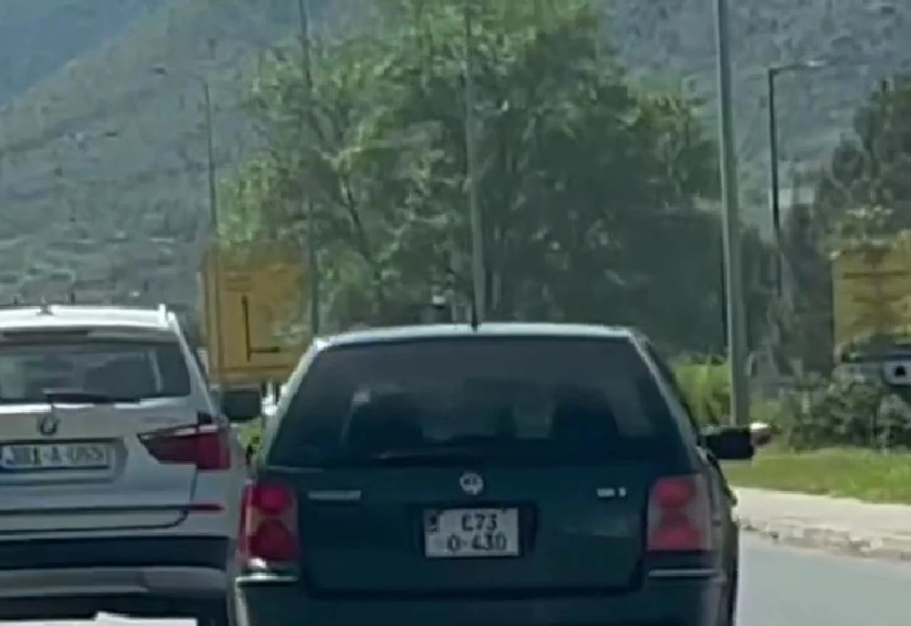Bahata vožnja na ulazu u Mostar: Jurcanje preko pune linije